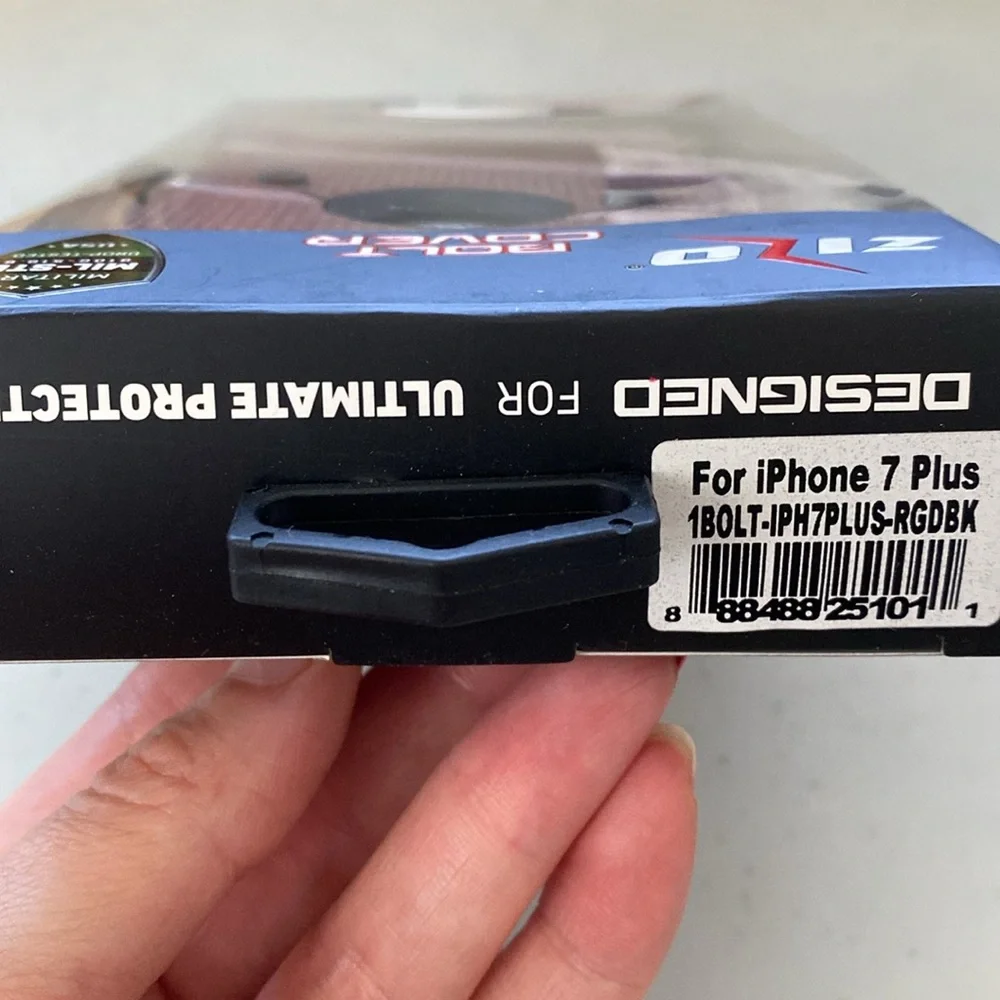 iPhone 7 Plus case and glass screen protector